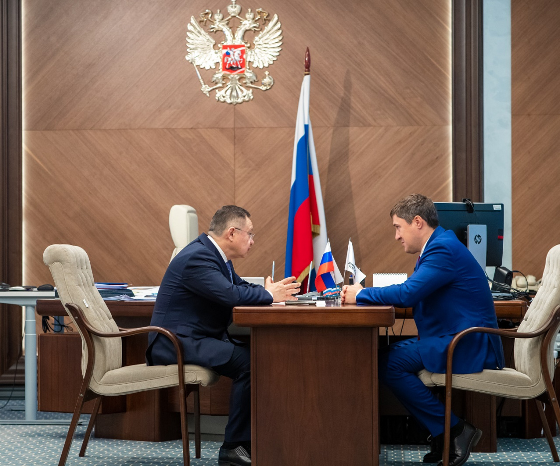 Губернатор Прикамья и министр строительства и ЖКХ РФ обсудили реализацию проекта по строительству ЖК "Любимов"